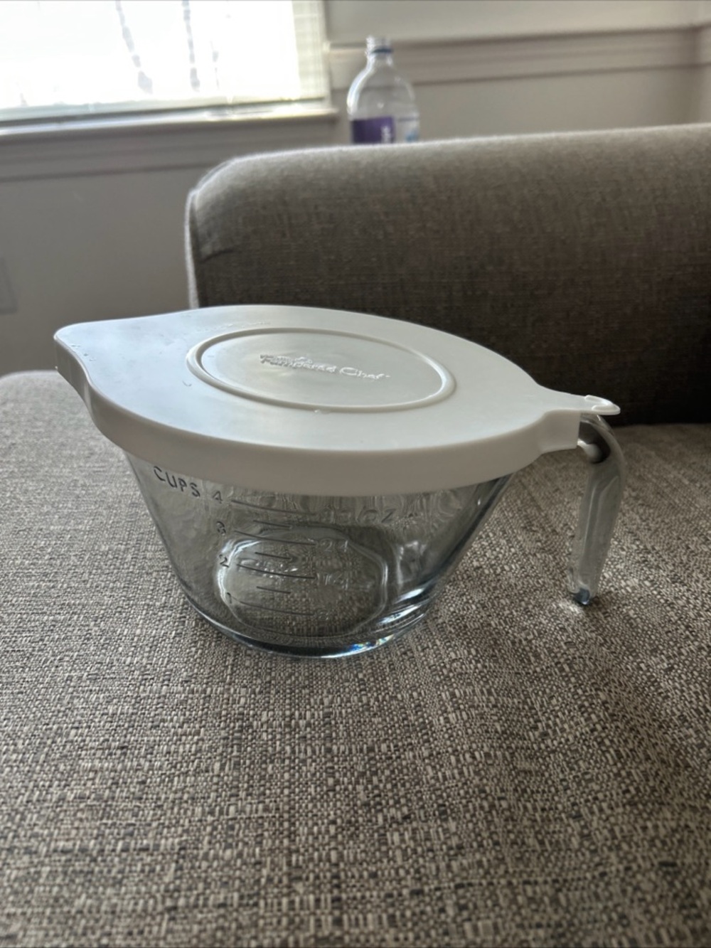 The Pampered Chef The Classic  Batter Bowl 4-CUPS/1-QT Glass &Lid 2431 SOLD OUT